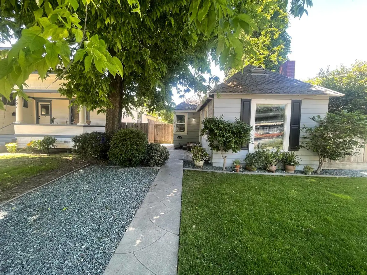 211 Virginia Avenue, Modesto, CA 95354 - #1