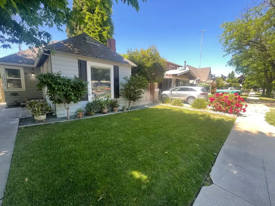 211 Virginia Avenue, Modesto, CA 95354 - #2