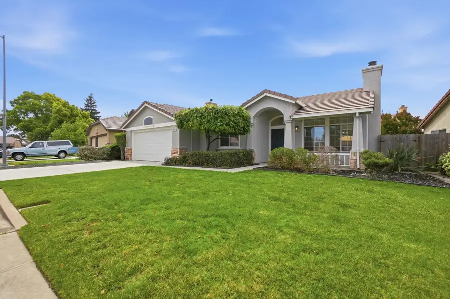 830 Sugar Pine Drive, Lathrop, CA 95330 - #2