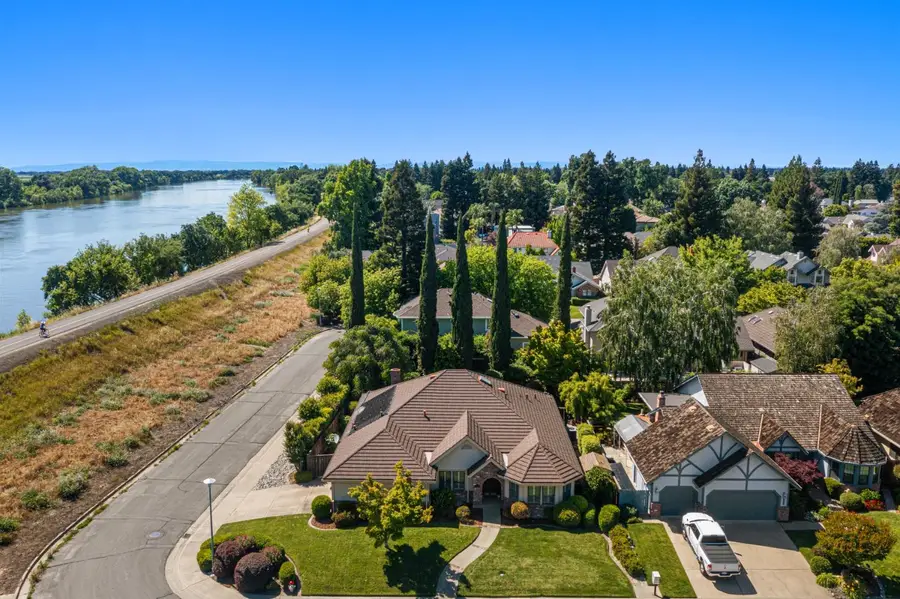 7720 S Oak Way, Sacramento, CA 95831 - #2