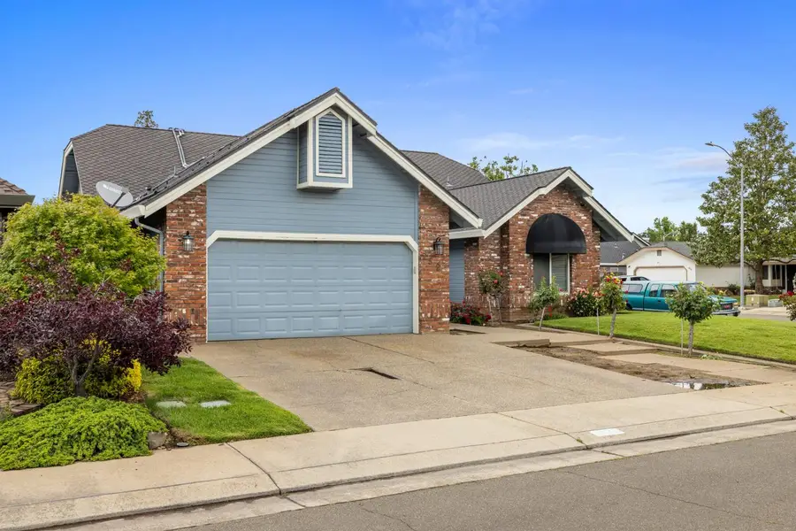 2527 Amberwood Drive, Lodi, CA 95242 - #2