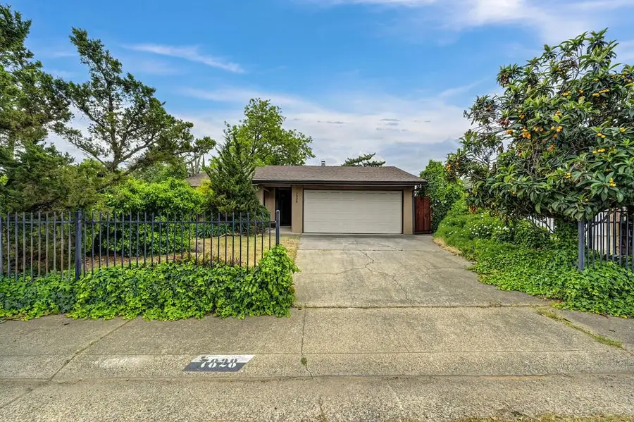 7828 Rockhurst Way, Sacramento, CA 95828 - #2