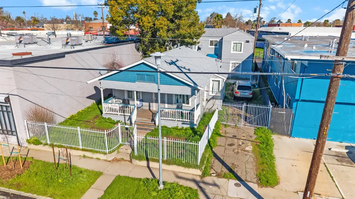 715 Dixieanne Avenue, Sacramento, CA 95815 - #1