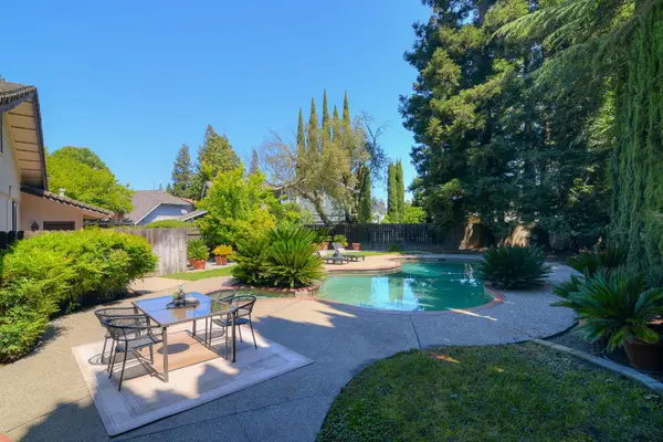 7107 Riverside Boulevard, Sacramento, CA 95831