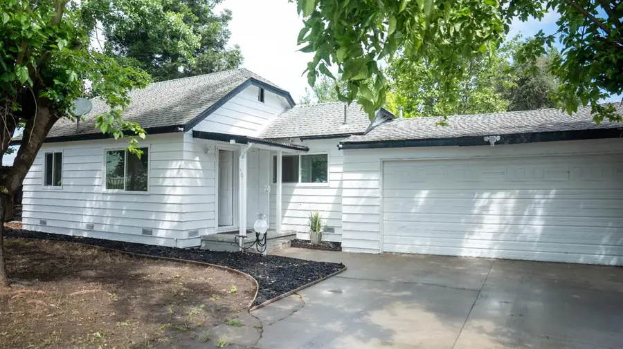 9351 W Walnut Grove Road, Lodi, CA 95242 - #2