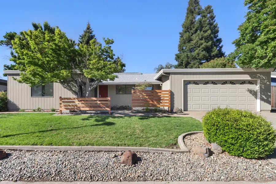 8813 Williamson Drive, Elk Grove, CA 95624 - #2