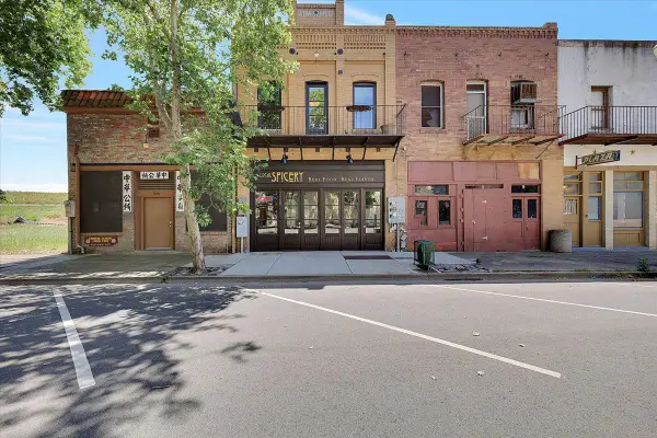 228 1st Street, Marysville, CA 95901