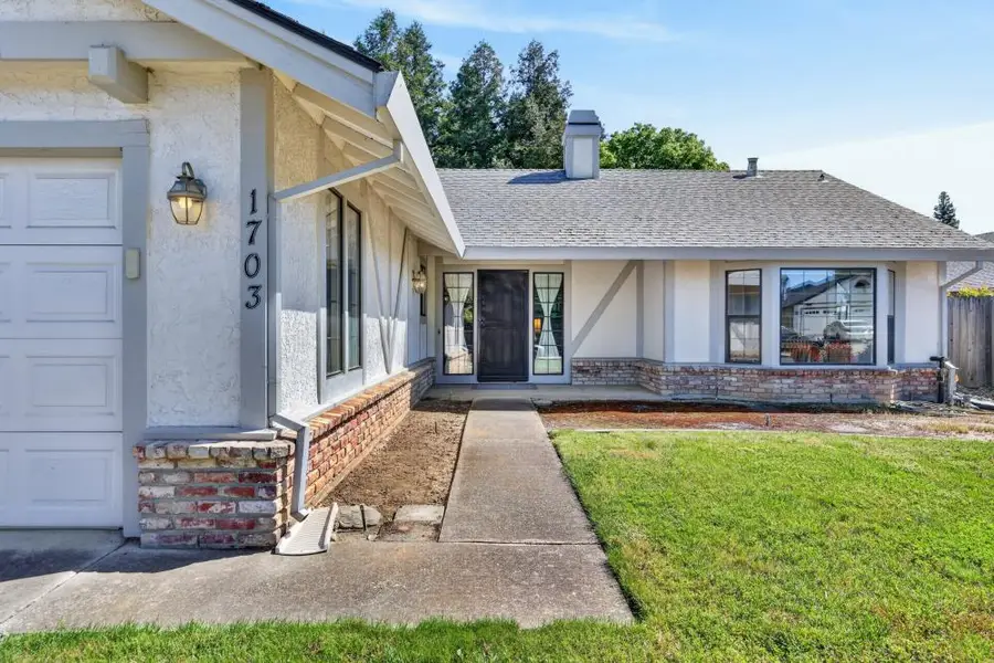 1703 Moraga Way, Roseville, CA 95661 - #2