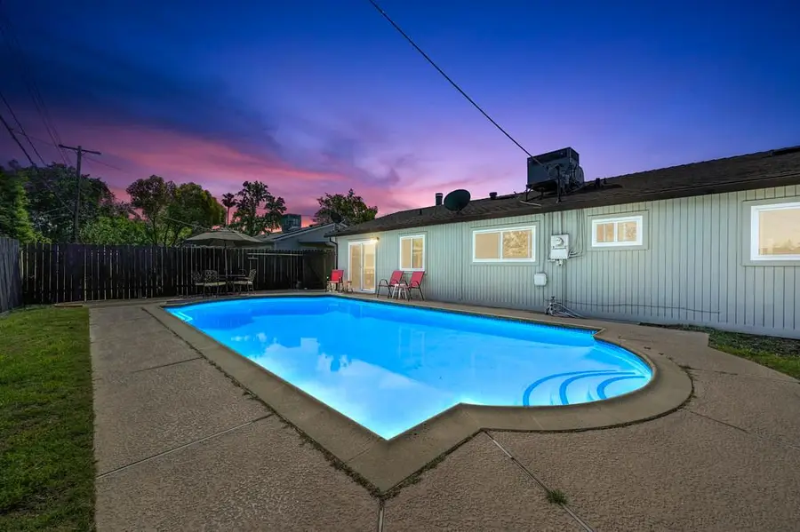 6201 Coyle Avenue, Carmichael, CA 95608 - #3