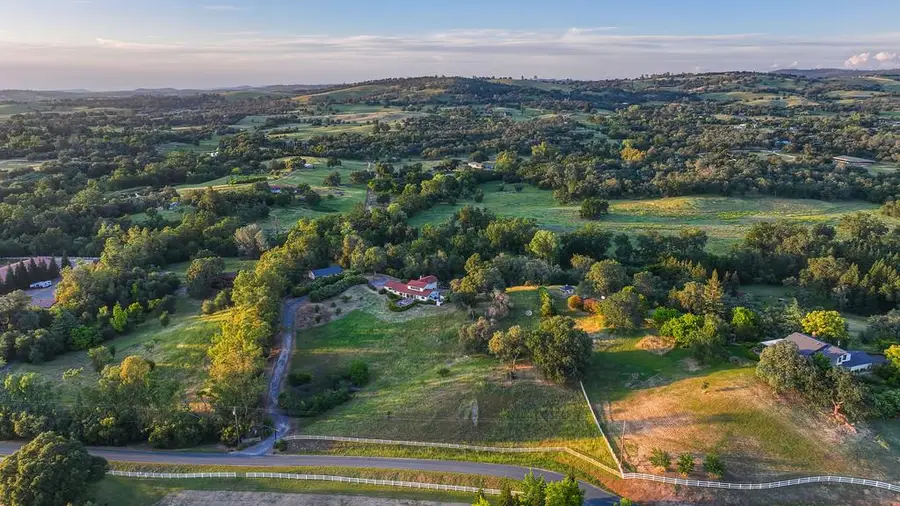 2495 Meadow Creek Rd, Lincoln, CA 95648 - #2