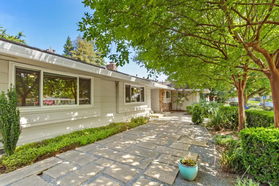 380 Wilhaggin Drive, Sacramento, CA 95864 - #2