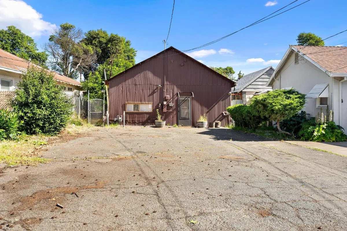 2143 Perkins Way, Sacramento, CA 95818 - #1