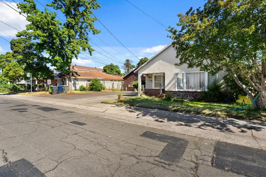2143 Perkins Way, Sacramento, CA 95818 - #2