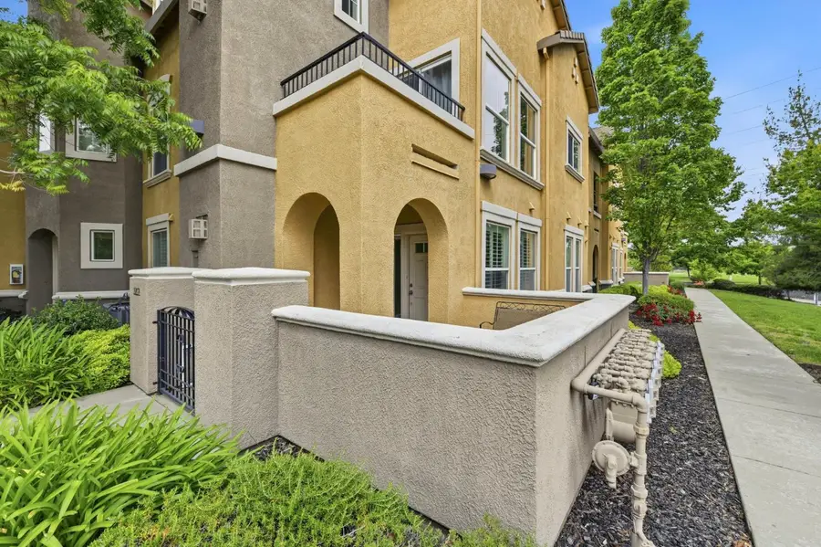 1717 Vessona Circle #1717, Folsom, CA 95630 - #3