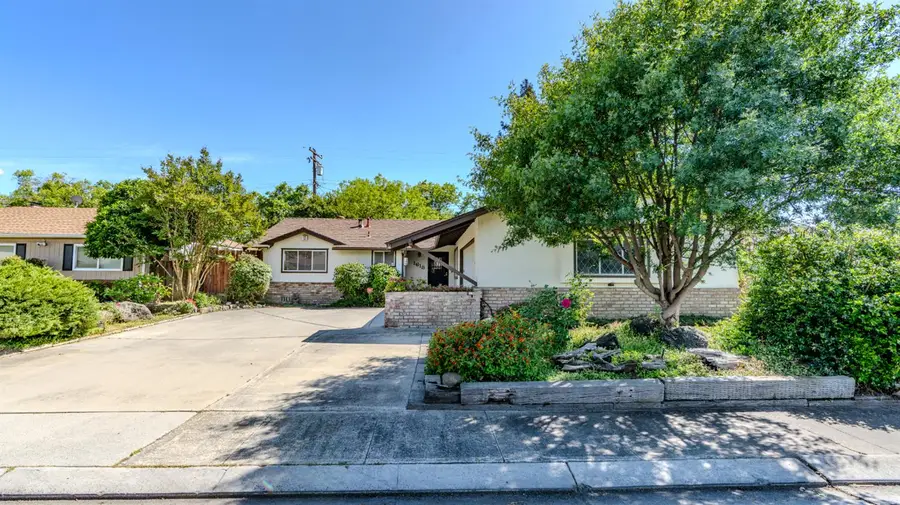 1618 Oakwood Drive, Modesto, CA 95350 - #2