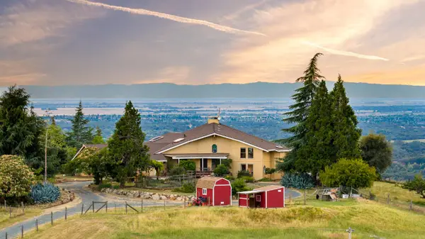 977 Crystal Oak Place, Newcastle, CA 95658
