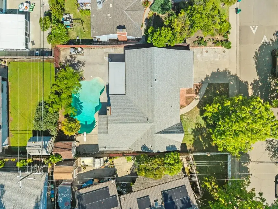 211 E Yorkshire Drive, Stockton, CA 95207 - #2