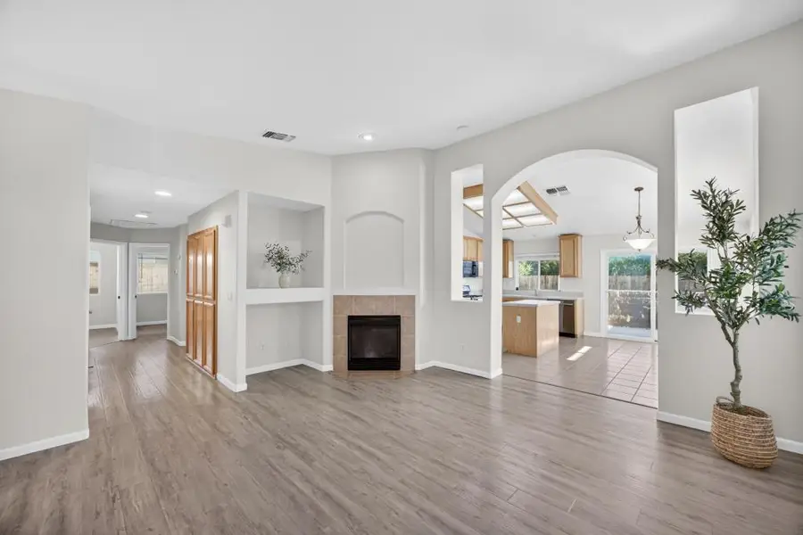 9995 Tarzo Way, Elk Grove, CA 95757 - #3