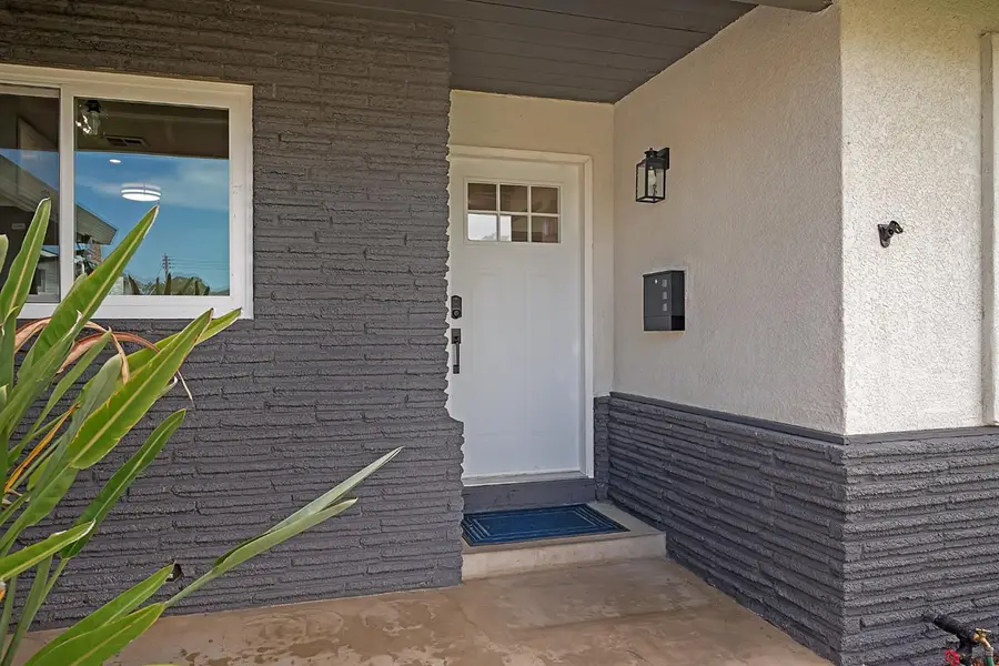 6788 9th Avenue, Sacramento, CA 95820 - #2