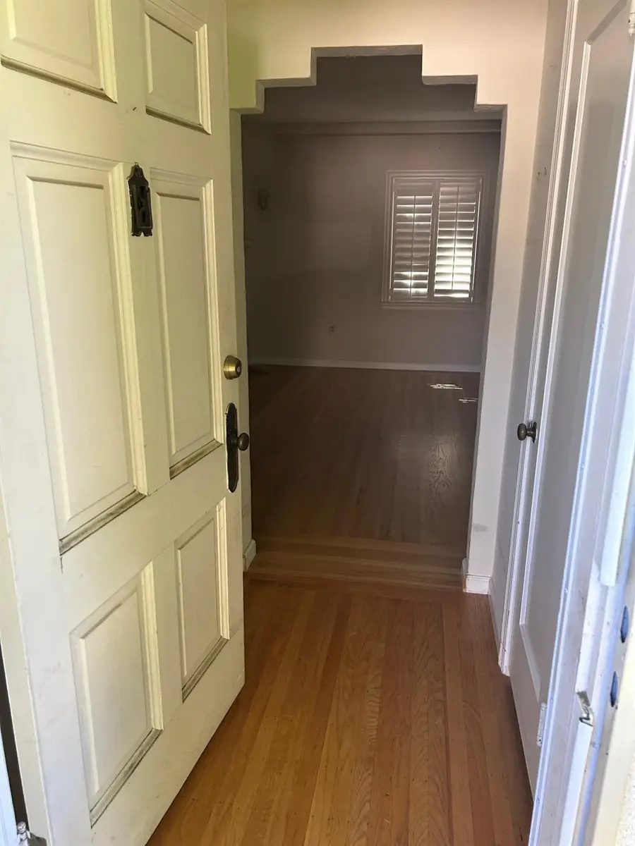 452 Blackwood Street, Sacramento, CA 95815 - #3