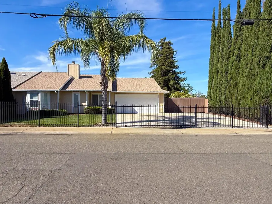 535 N Street, Rio Linda, CA 95673 - #3