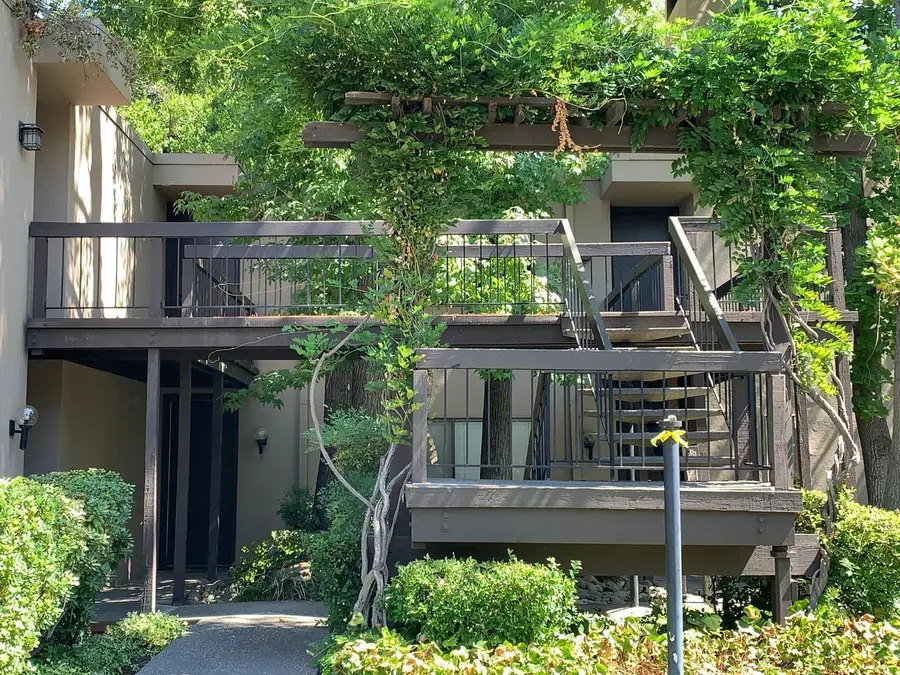 700 Woodside Ln E #5, Sacramento, CA 95825 - #2