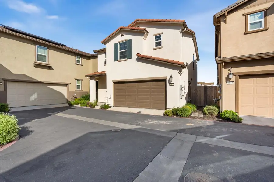 8877 Tethys Lane, Elk Grove, CA 95758 - #3