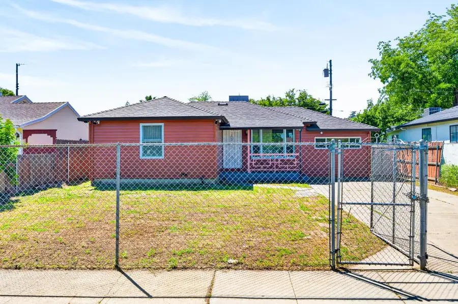 4830 Del Norte Boulevard, Sacramento, CA 95820 - #3