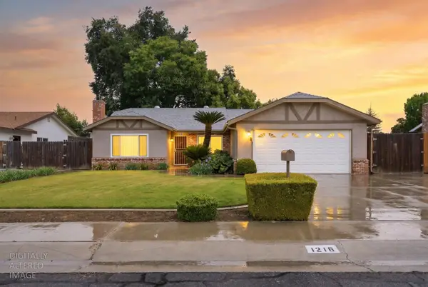 1218 W Evergreen Court, Visalia, CA 93277