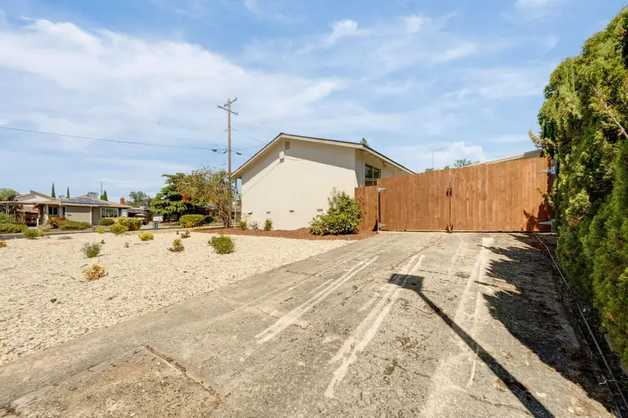 310 Carolyn Street, Auburn, CA 95603 - #3