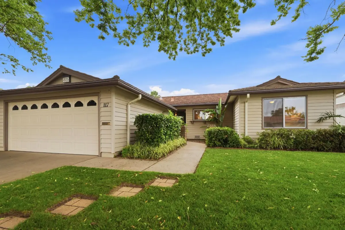 117 Waterglen Circle, Sacramento, CA 95826 - #1