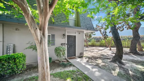 2320 W Turner Road, Lodi, CA 95242