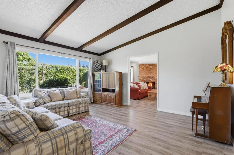 1541 Queens, Yuba City, CA 95993 - #3