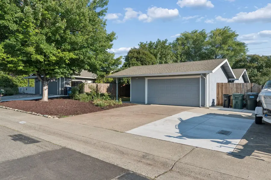 8456 Milky Way, Orangevale, CA 95662 - #3