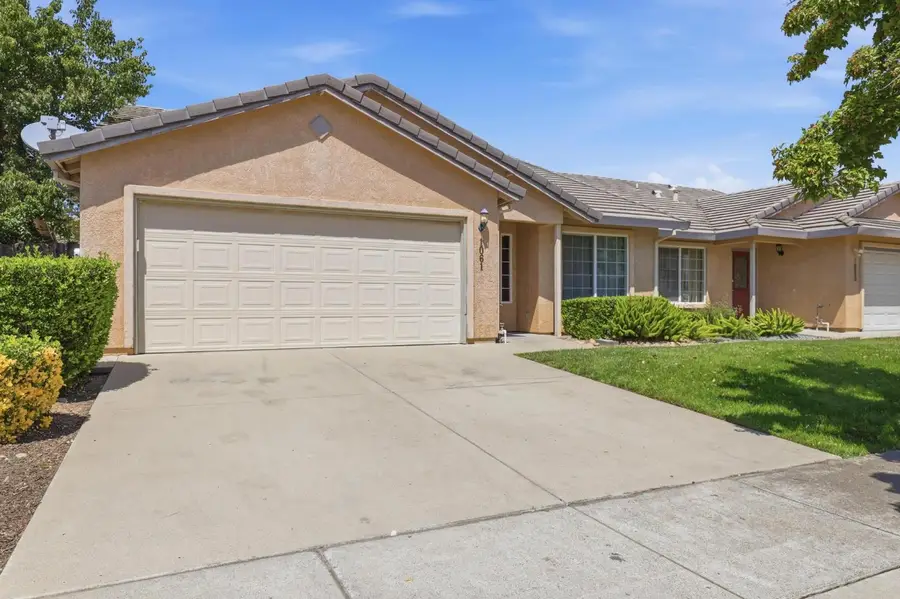 1061 Courtyard Drive, Yuba City, CA 95991 - #2