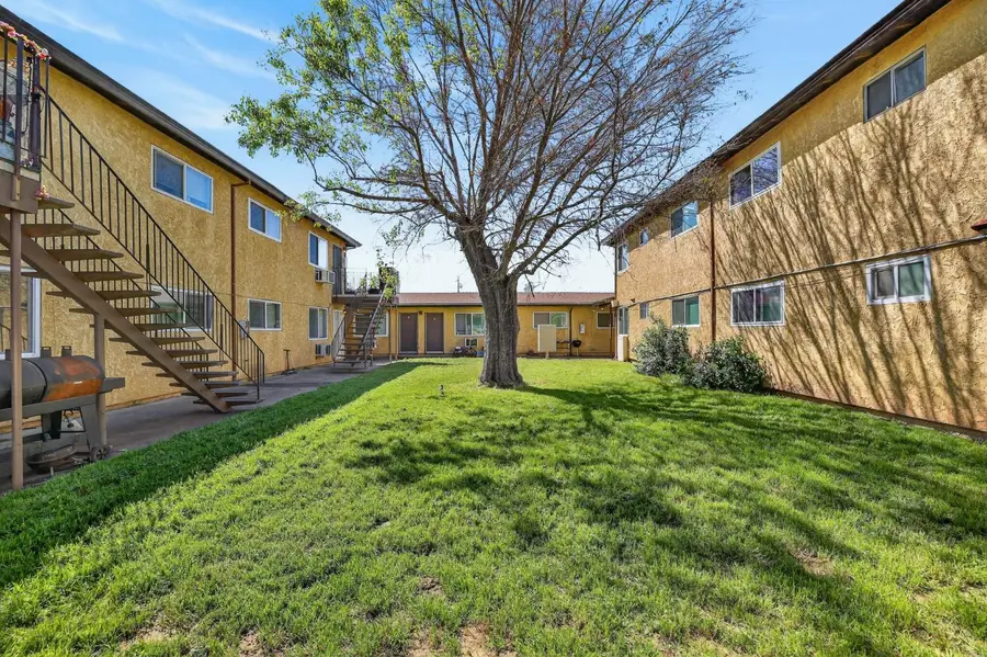 6820 7th Avenue, Rio Linda, CA 95673 - #3