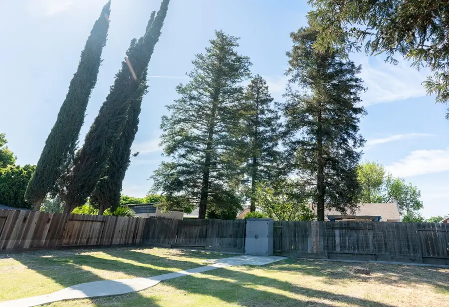 16973 Yvonne Dr, Delhi, CA 95315 - #2