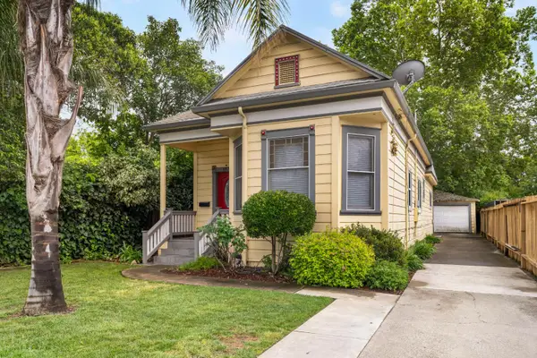 6870 S 14th Ave, Sacramento, CA 95820
