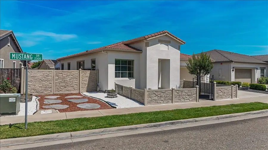 2352 Mustang Drive, Oakdale, CA 95361 - #3