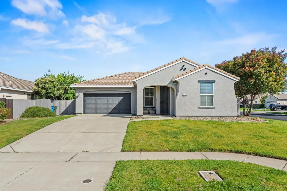1213 Secret Lake Trail, Plumas Lake, CA 95961 - #1