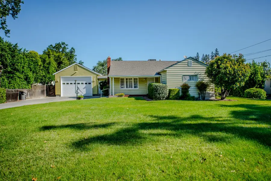 815 Woodland Avenue, Woodland, CA 95695 - #2