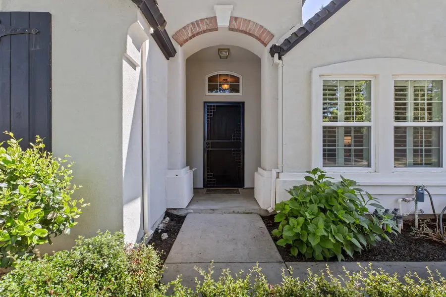 3808 Guildford Lane, Modesto, CA 95355 - #3