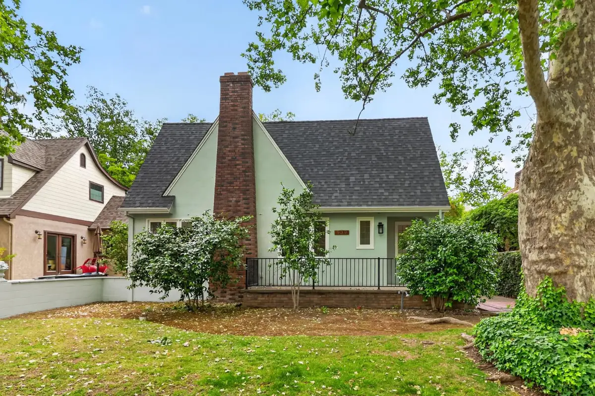 939 44th Street, Sacramento, CA 95819 - #1