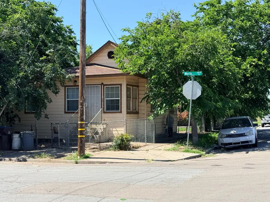 201 W Worth, Stockton, CA 95206 - #2