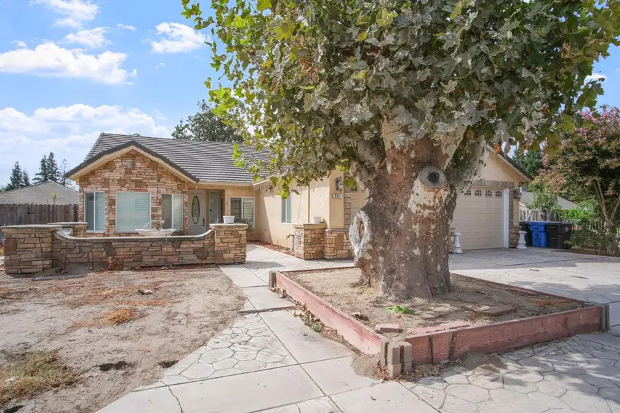 984 E Woodward Avenue, Manteca, CA 95337 - #3