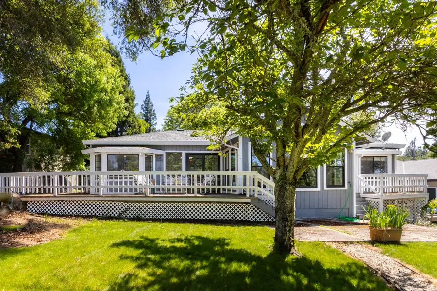18704 Lake Forest Drive, Penn Valley, CA 95946 - #2