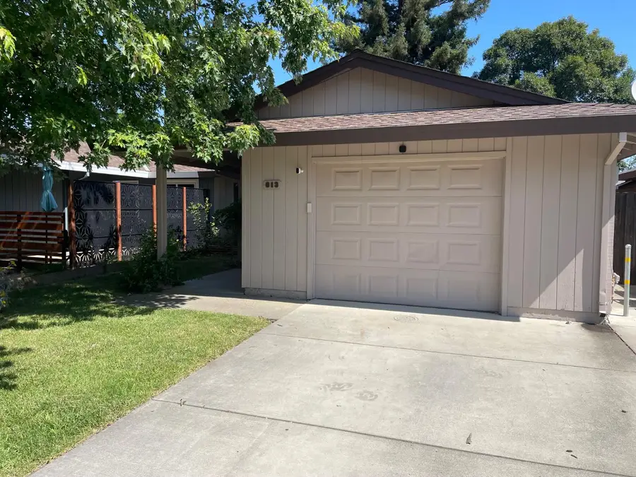 613 Hermosa Pl, Davis, CA 95616 - #2