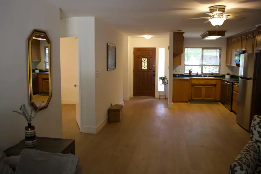 613 Hermosa Pl, Davis, CA 95616 - #3