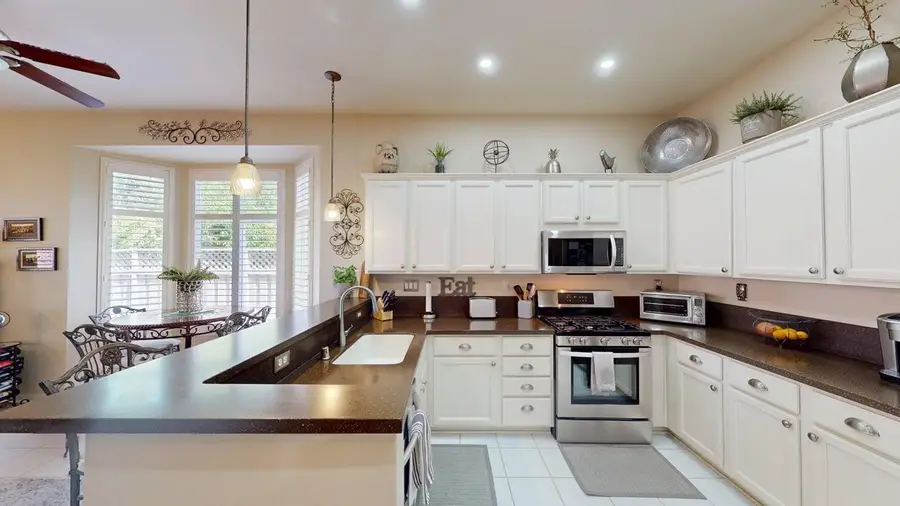 7517 Locomotive Lane, Roseville, CA 95747 - #3
