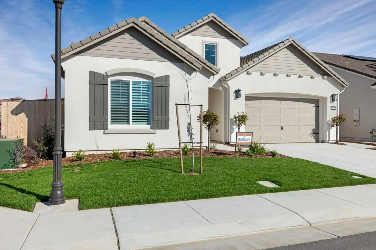 2252 Lyndon Street, Lodi, CA 95242 - #1